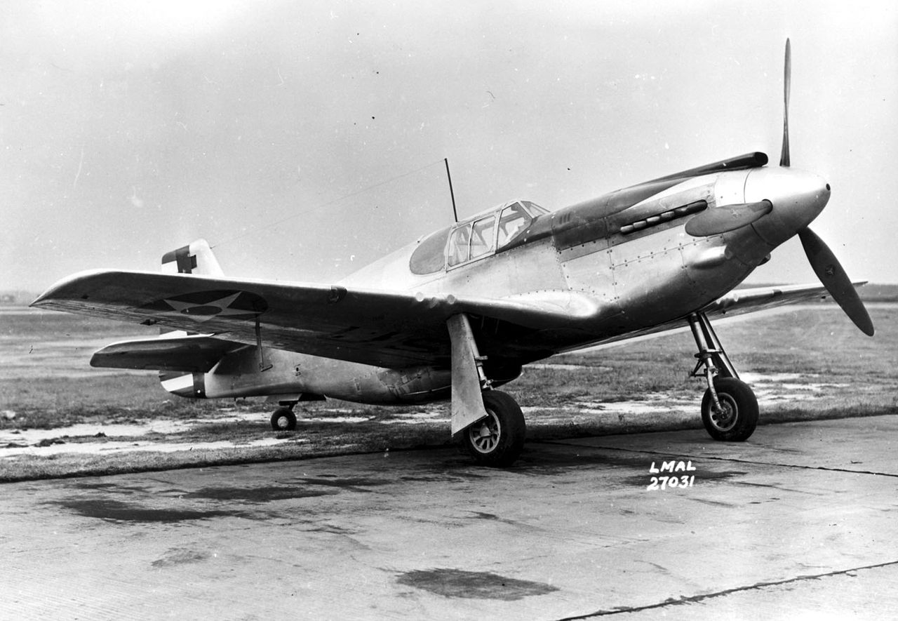 XP-51 41-039, one of two Mustang Is handed over to the USAAC for testing. North American XP-51 3/4 front view (S/N 41-039, 2nd a/c built).