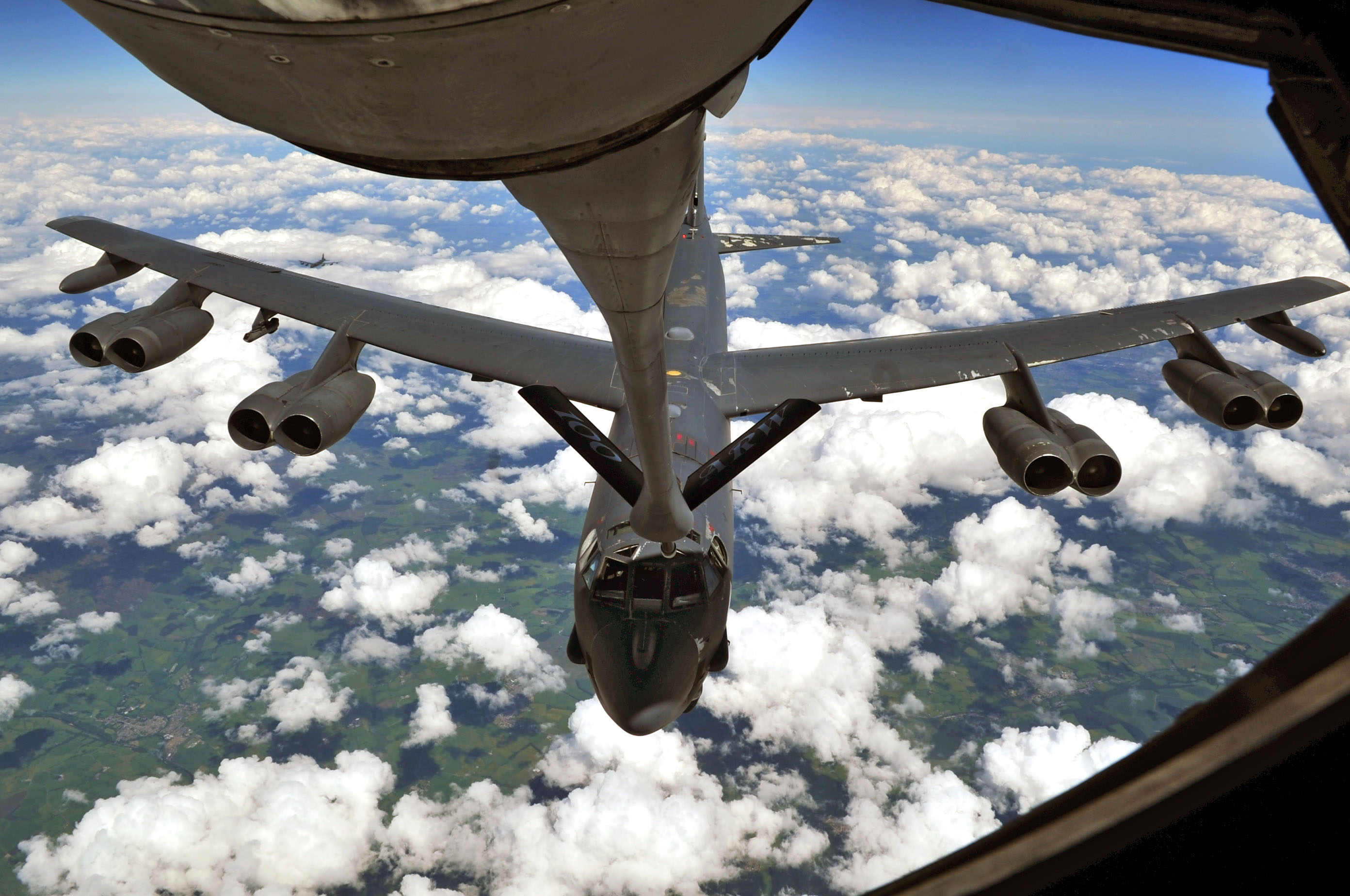 A B-52 flying out of nearby RAF Fairford refueling from a 100th ARW KC-135. (USAF photo)