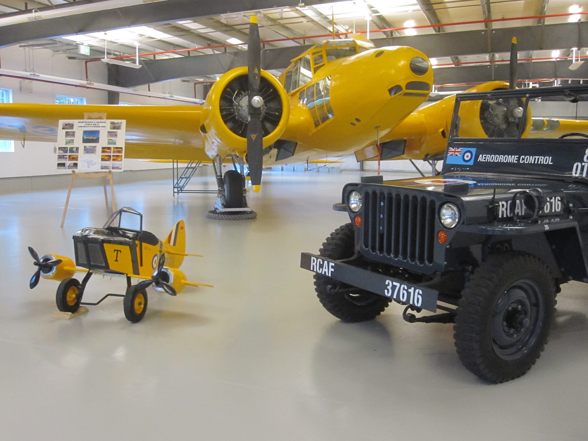 The recently restored Avro Anson and Willy's Jeep. (photo via GMAM)