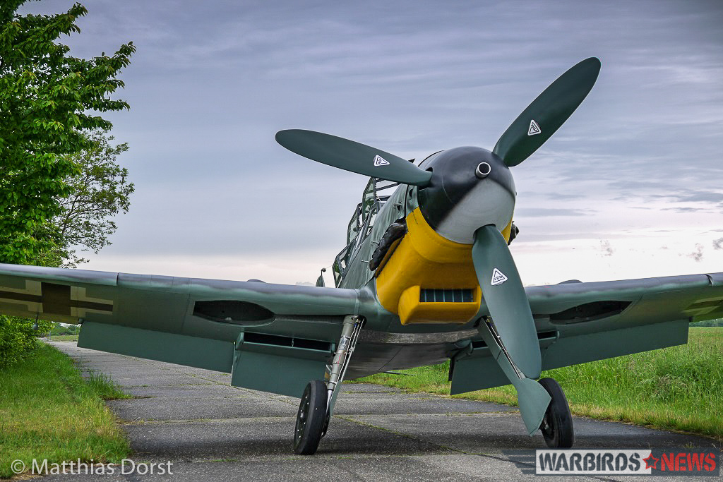 Head on, it's hard to tell the difference between the twin and single seater Bf-109 variants. (photo by Matthias Dorst via Klassiker der Luftfahrt)