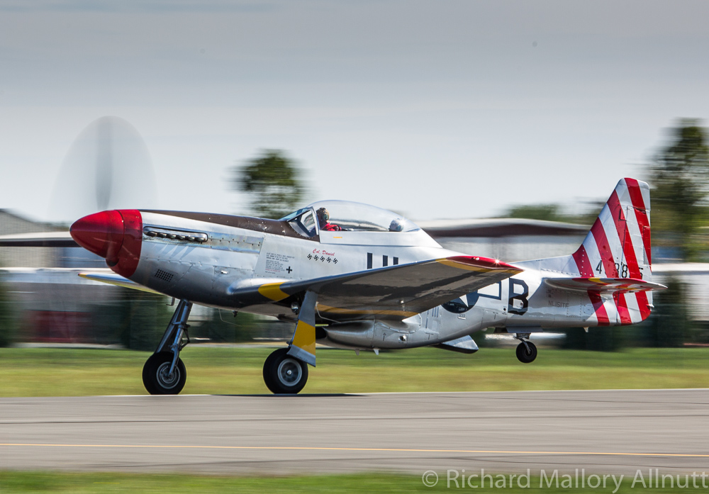 The TF-converted Mustang takes to the skies. (photo by Richard Mallory Allnutt)