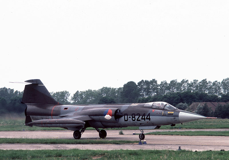 F-104_D-8244_NB_JanHazeveld