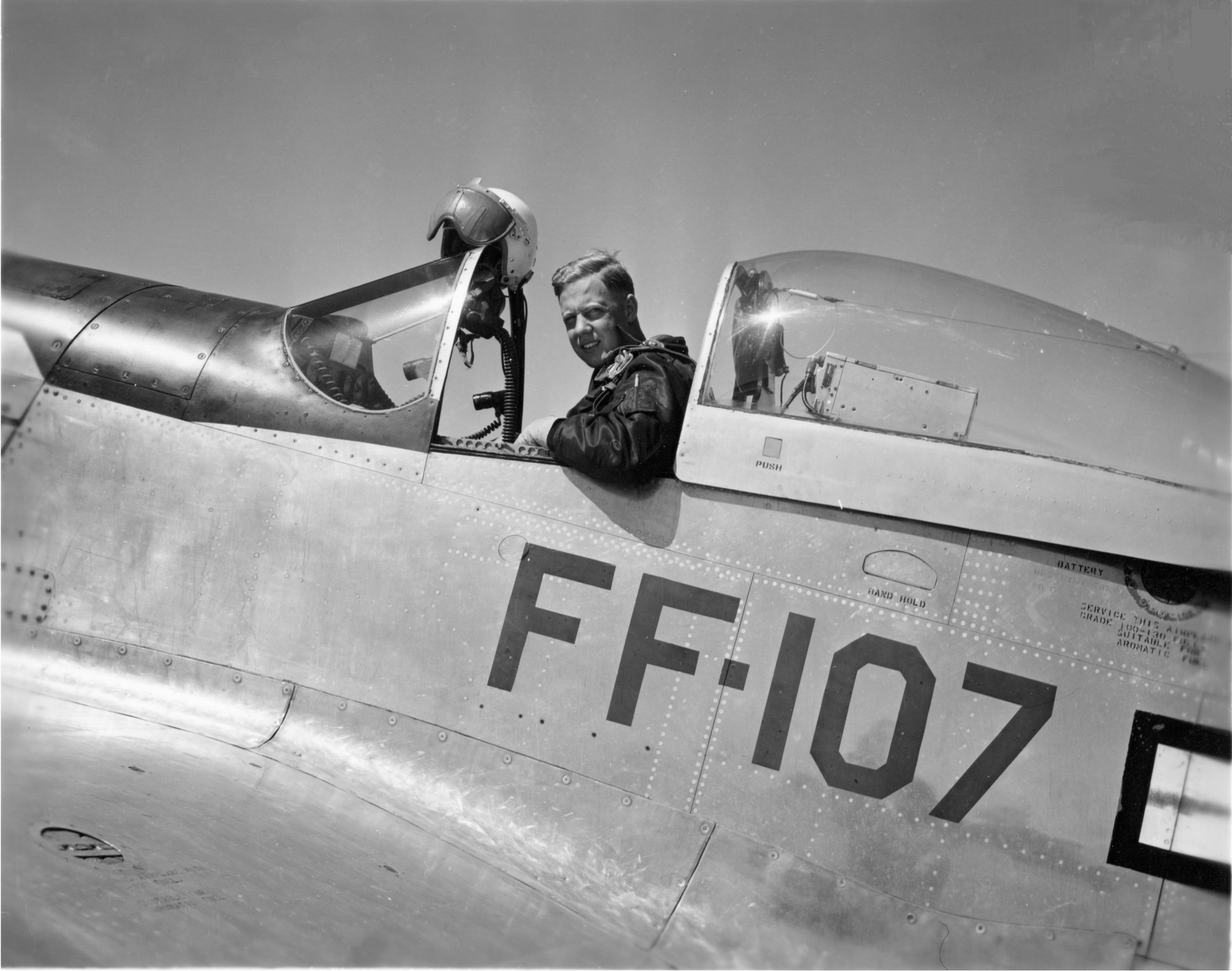 "Earthquake" Titus and the F-51 he flew on the final official USAF Mustang flight. (photo via Titus)