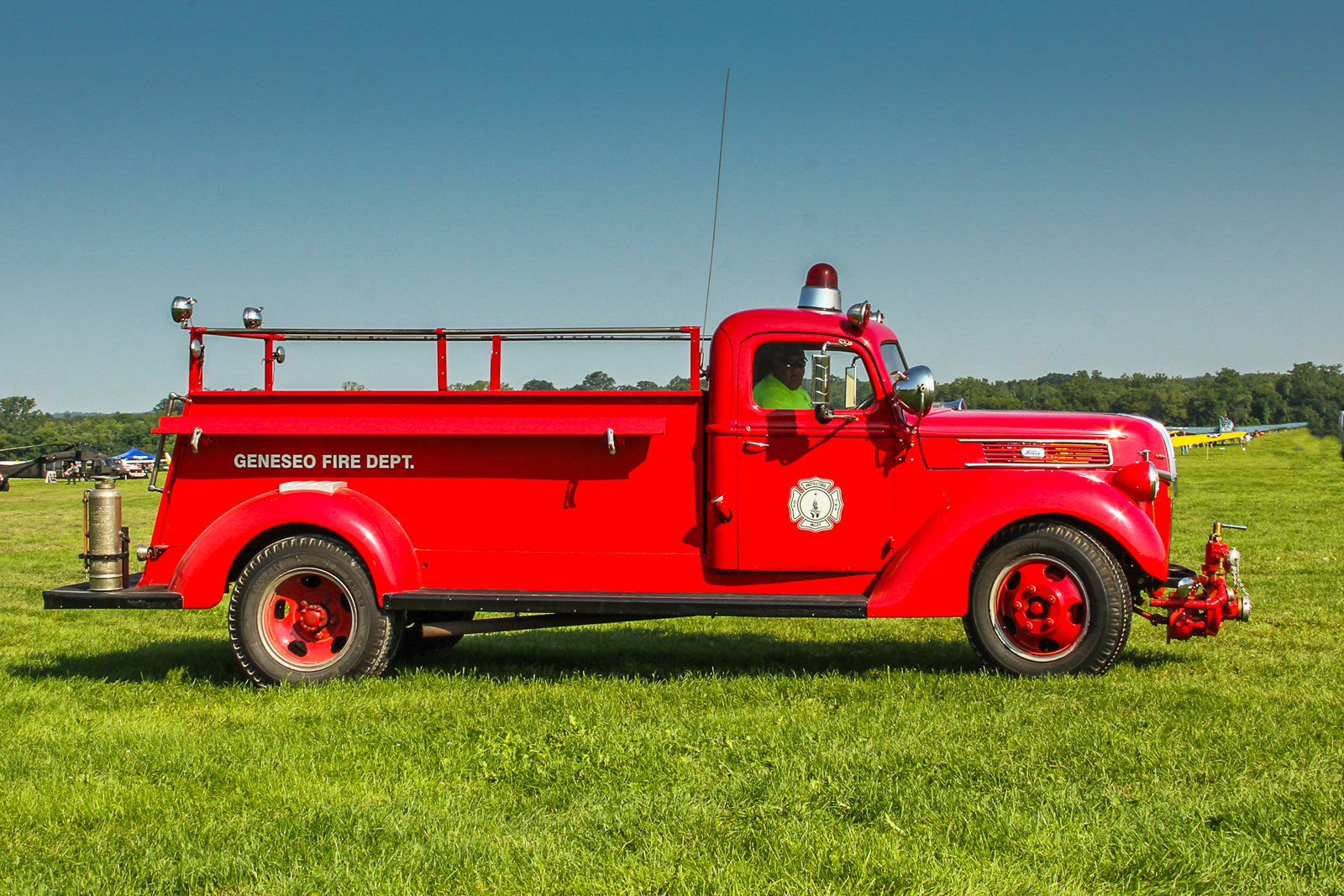 1939 Ford fire truck; one of several vintage firefighting vehicles on display. (photo by Tom Pawlesh)