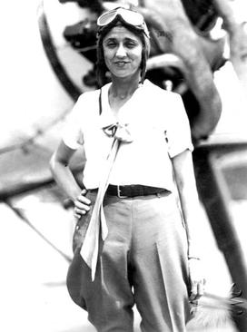 Blanche Noyes, one of the pilots in the 1929  Women's Air Derby. (photo via Wikipedia)