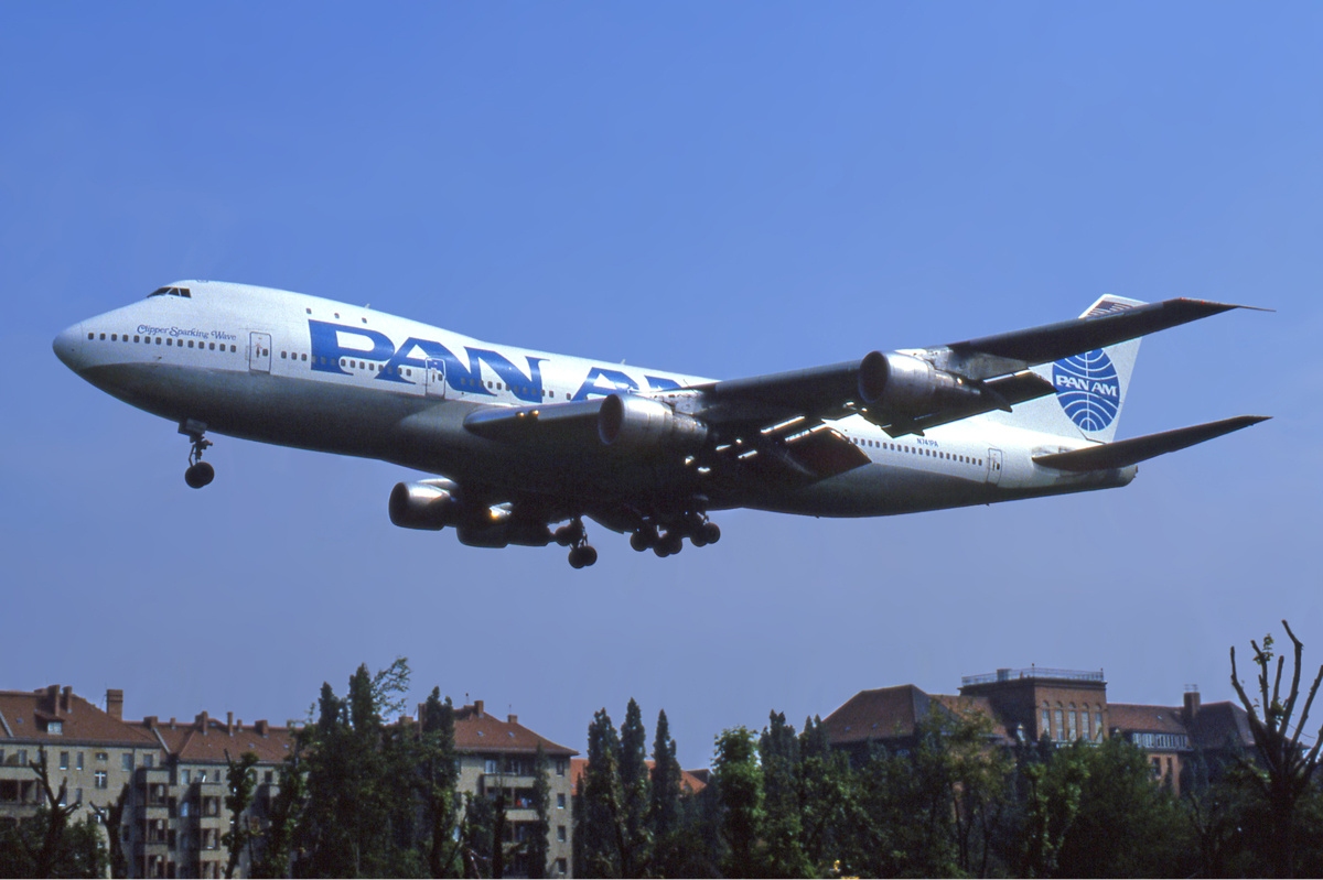 A Pan Am Boeing 747-100. (photo via Wikipedia)