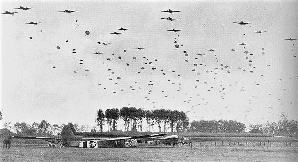 Paratroopers and Gliders