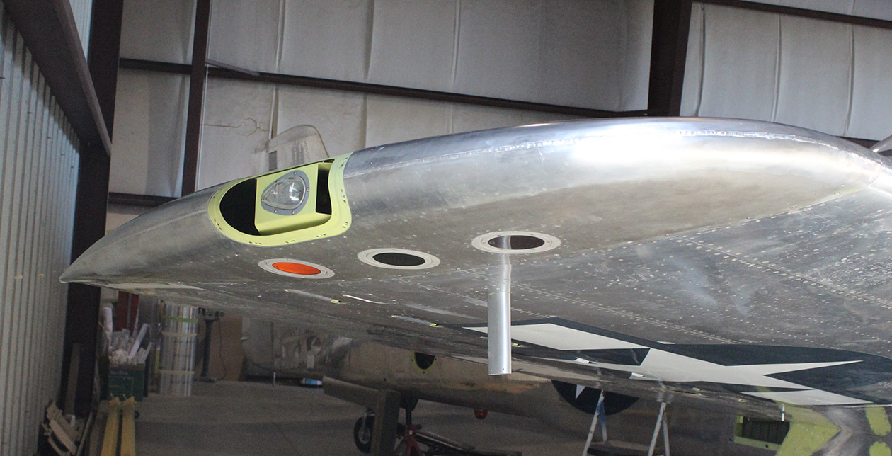 Right-hand wing with position and recognition lights installed. (photo via Tom Reilly) 
