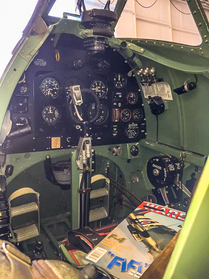 MK959's immaculate cockpit, with a copy of the Warbird Digest magazine featuring her on the cover! (photo by Moreno Aguiari)