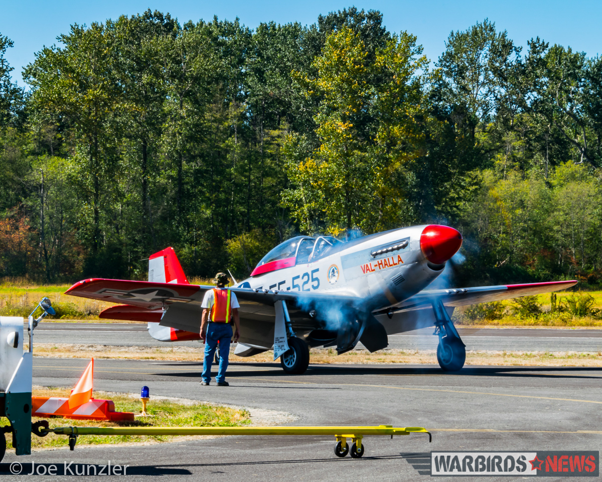 Val-halla firing up for the final formation flypast. (photo by Joe Kunzler)