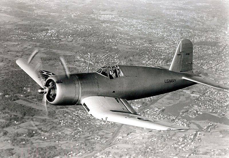 The first prptotype of Vought XF4U-1 Corsair prototype in flight in 1940.